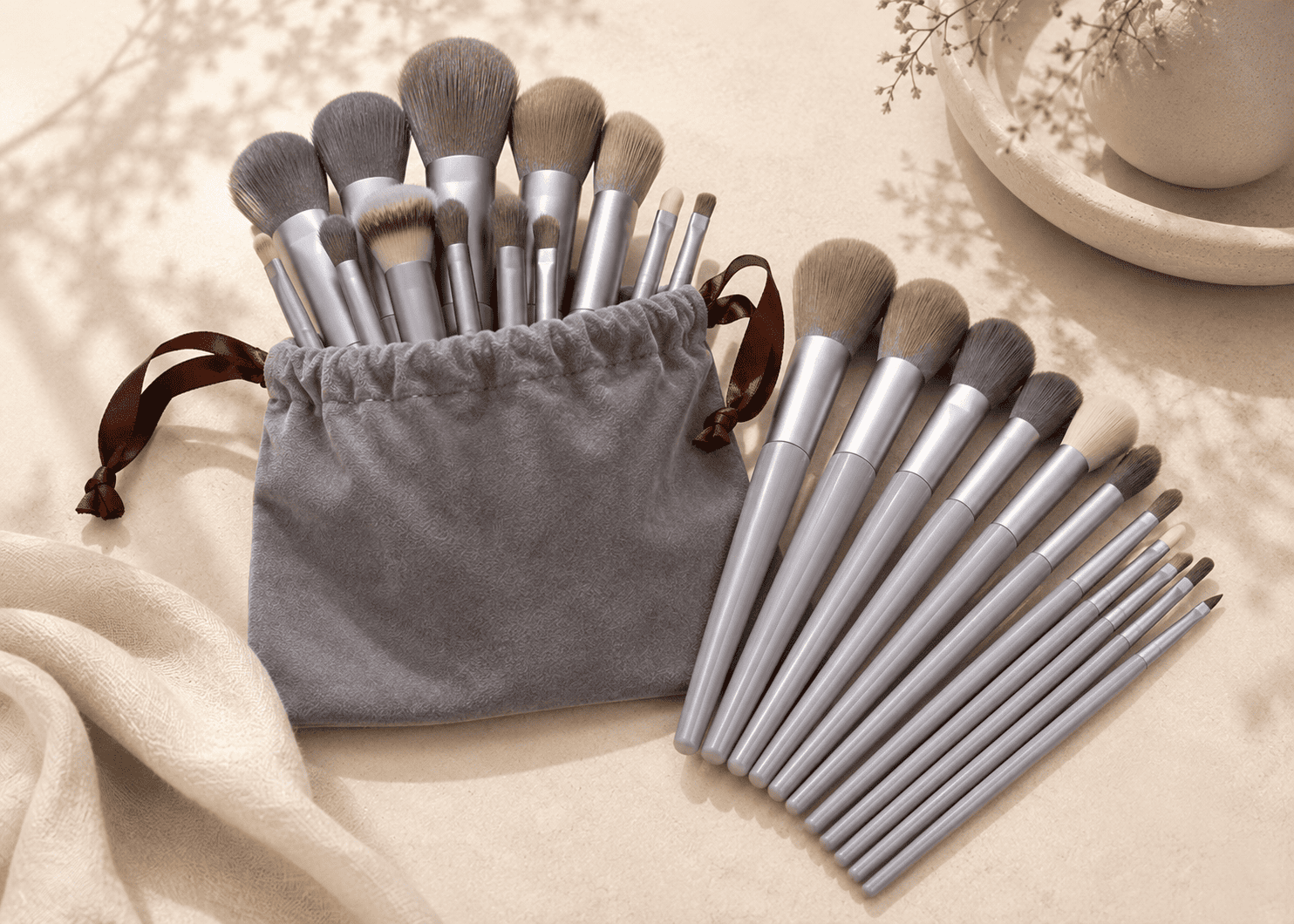 Bolsa e organiza&ccedil;&atilde;o do kit Zeniar Pinc&eacute;lia 13